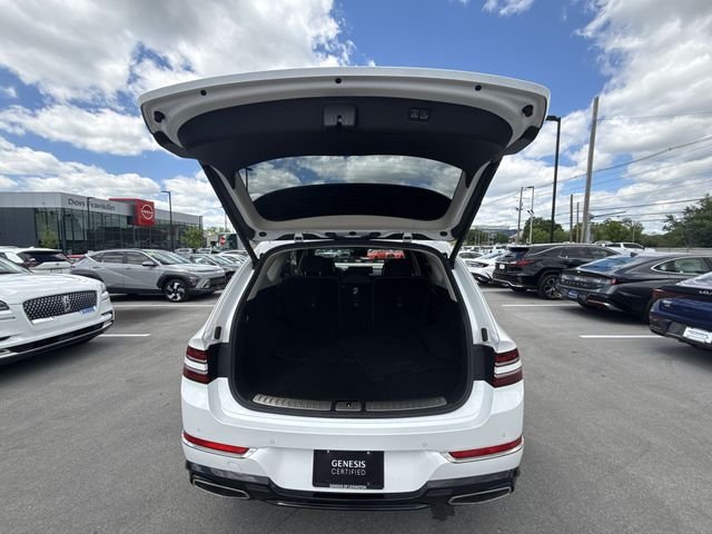 Used 2024 White Genesis 3.5T image 23