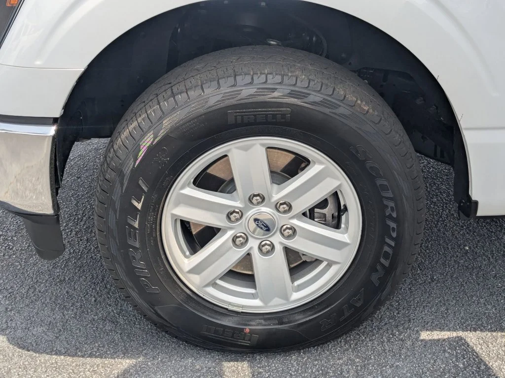 Used 2023  Ford XLT image 10