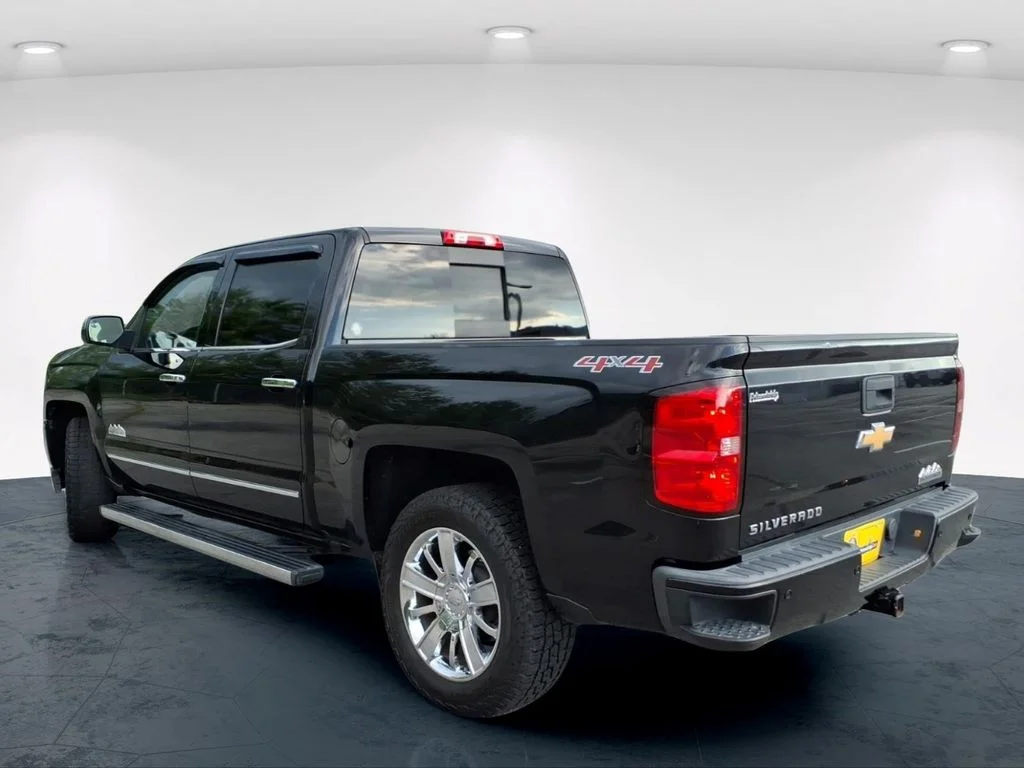 Used 2017 Black Chevrolet High Country image 9