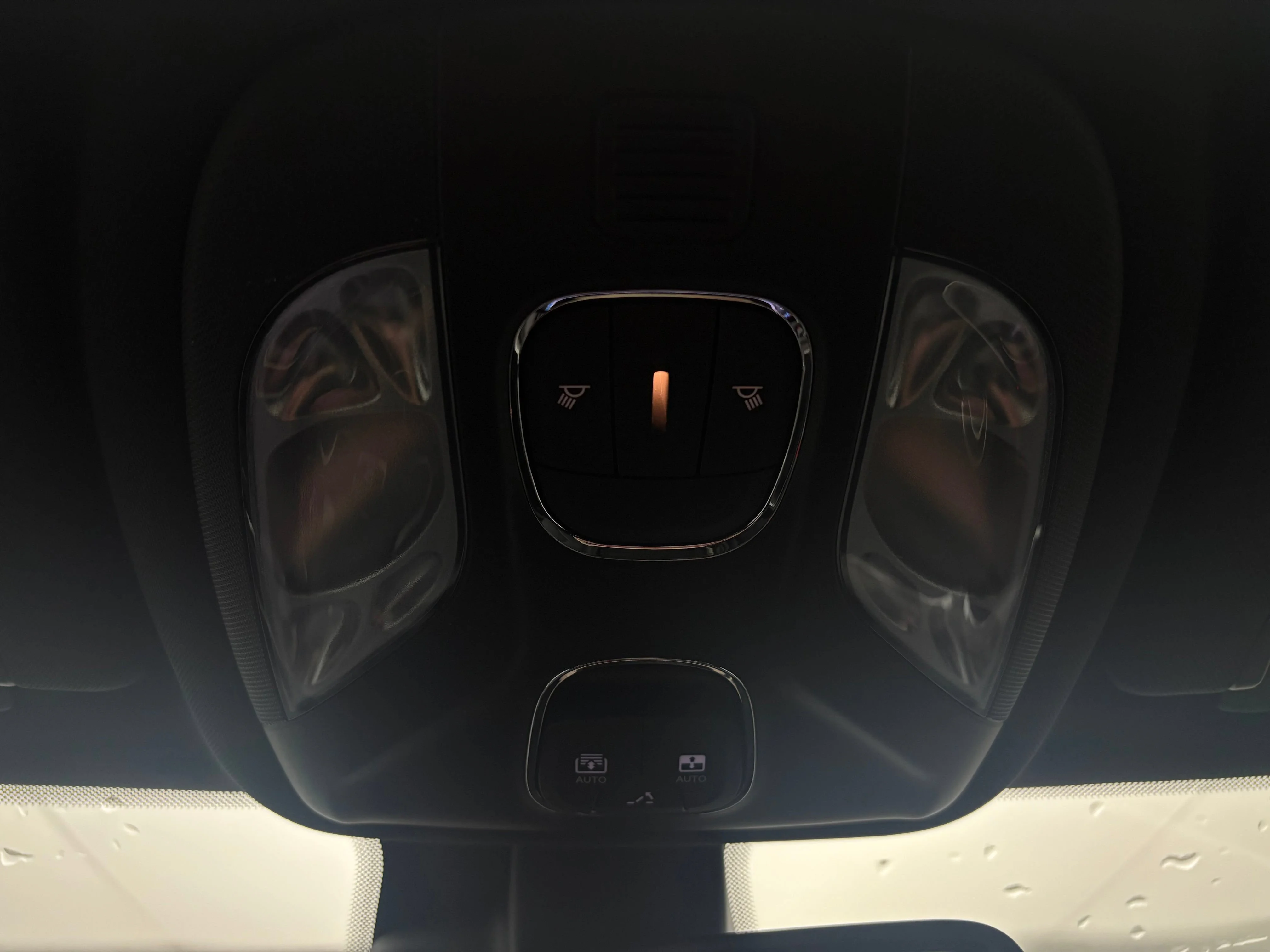 Used 2023 White Jeep High Altitude image 28