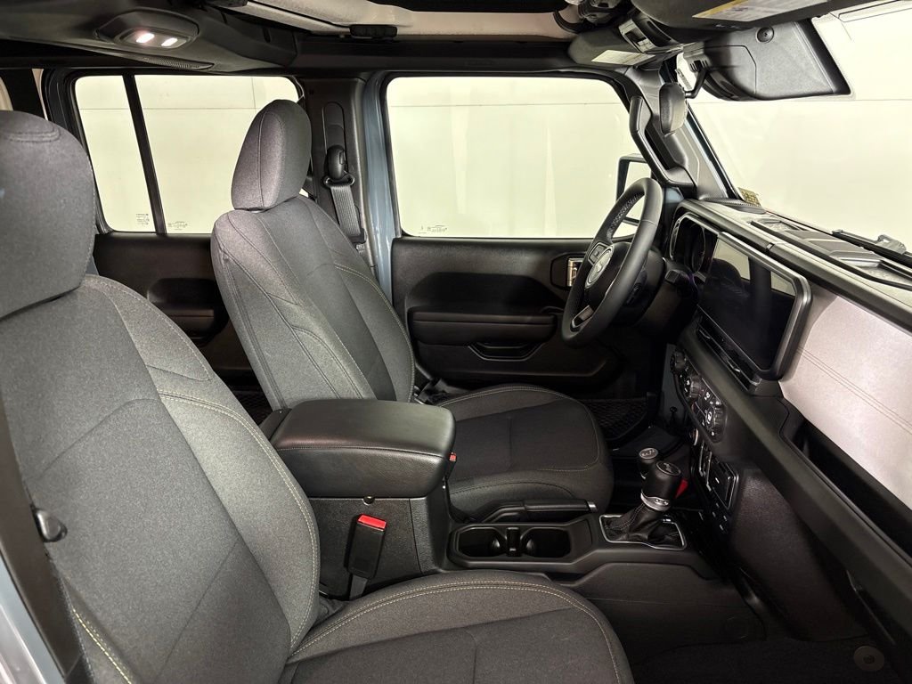 Used 2025 Gray Jeep Sport S image 17