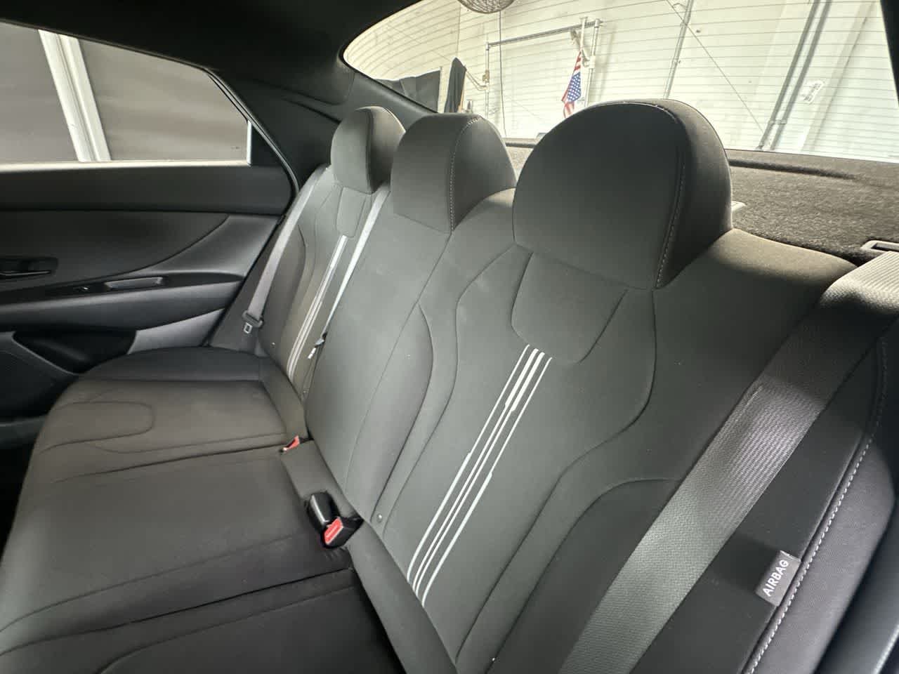 2025 Hyundai Elantra SEL - Photo 22