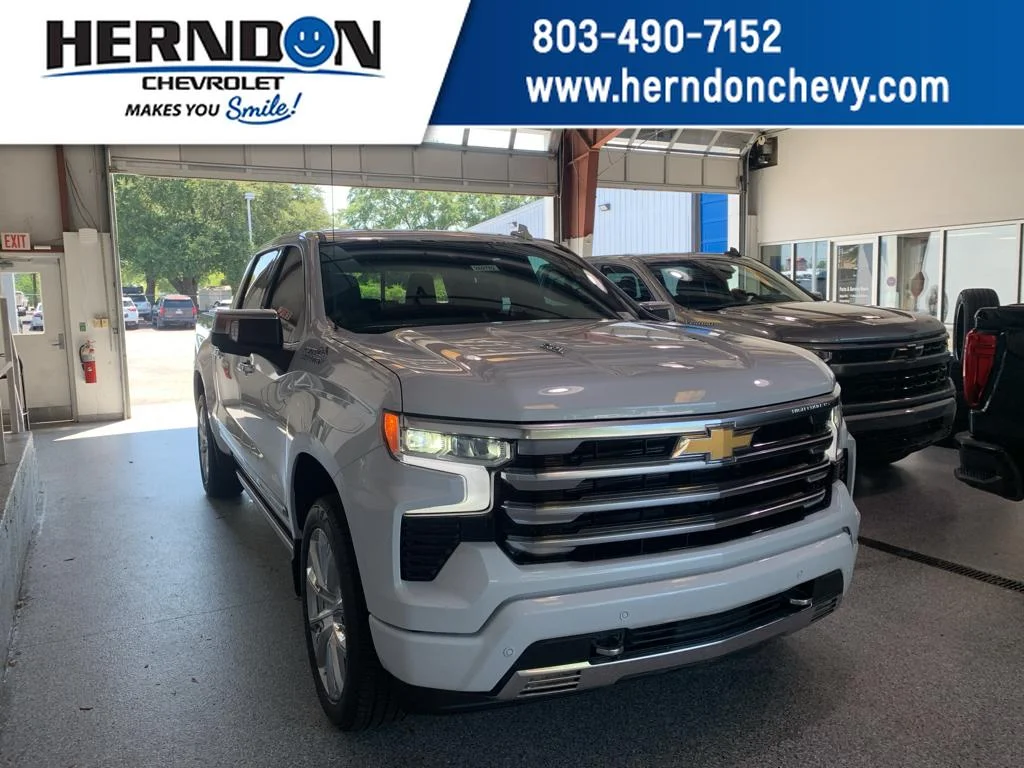 New 2026 Polar White Tricoat Chevrolet High Country image 1