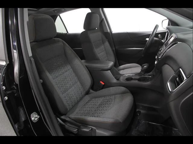 2023 Chevrolet Equinox LT - Photo 18