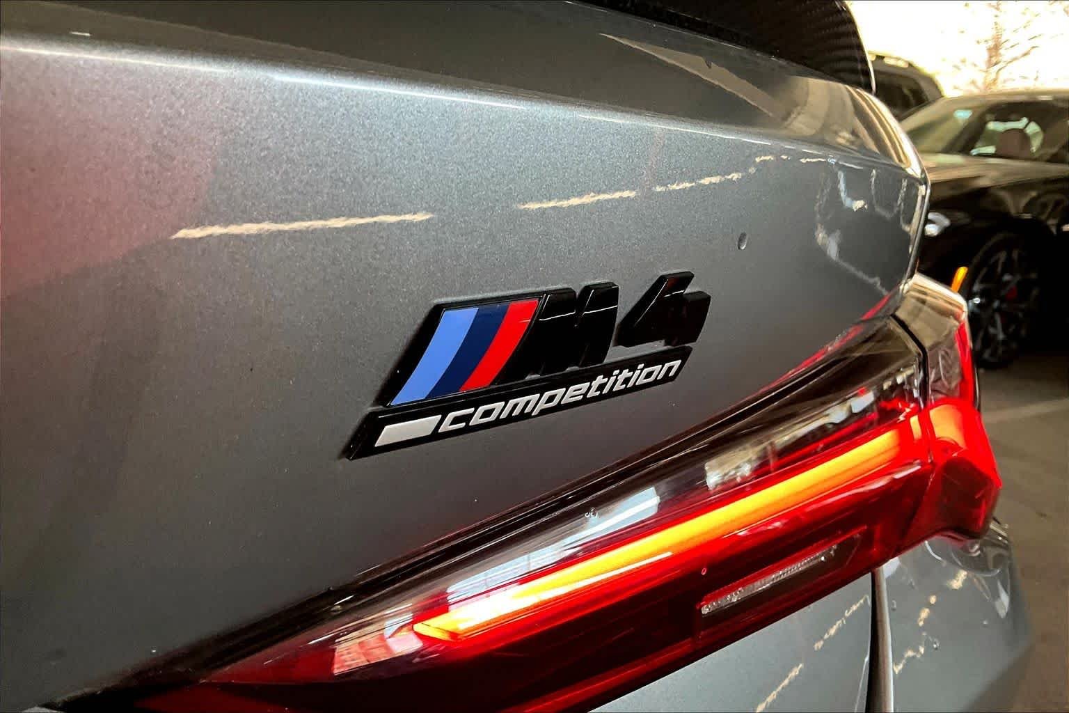 Used 2022 Skyscraper Grey Metallic BMW Competition xDrive image 9
