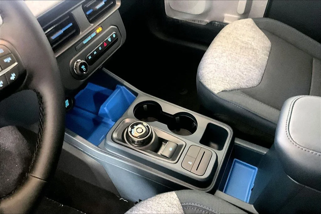 New 2026 Carbonized Gray Metallic Ford XLT image 8