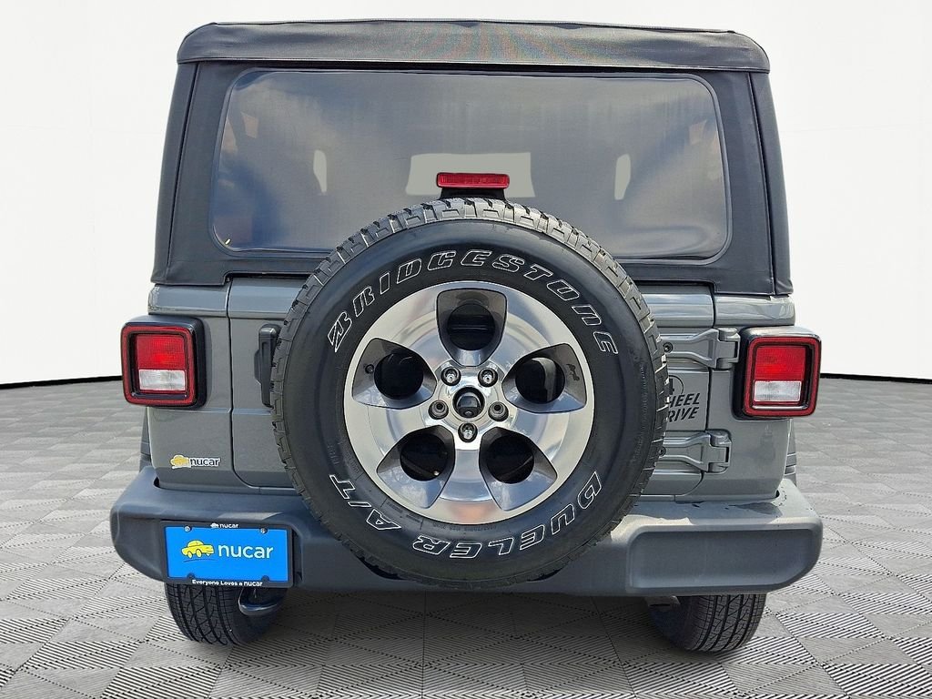 Used 2021 Gray Jeep Willys image 6