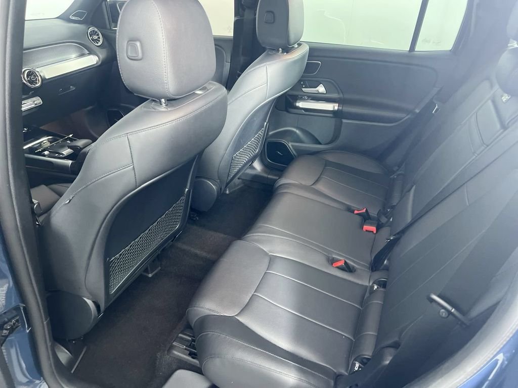 Used 2023 Blue Mercedes-Benz GLB 250 image 21
