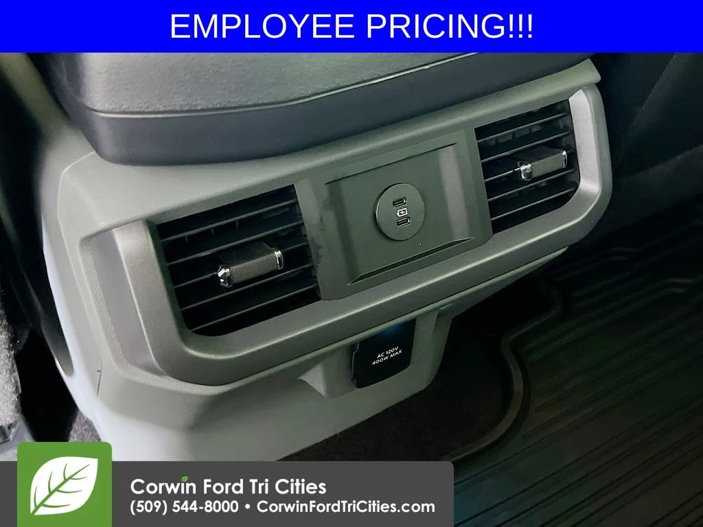 New 2026 Star White Metallic Tri-Coat Ford Lariat image 30