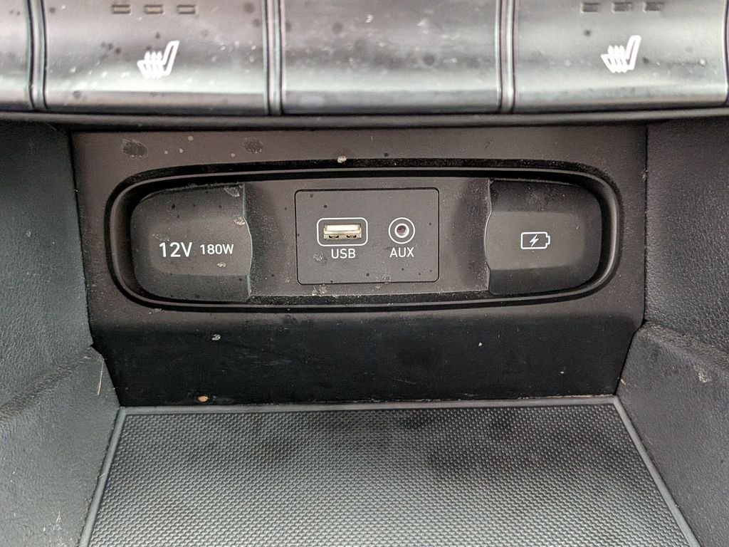 Used 2020 Gray Hyundai SEL image 32
