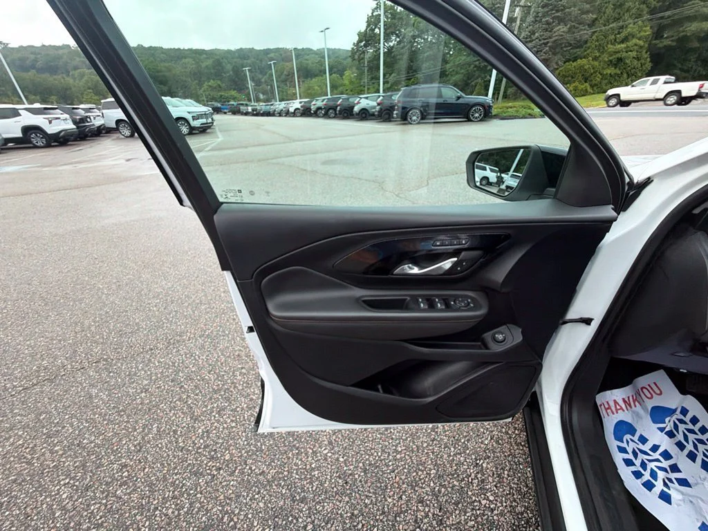 Certified Used 2023 Summit White GMC AT4 image 70