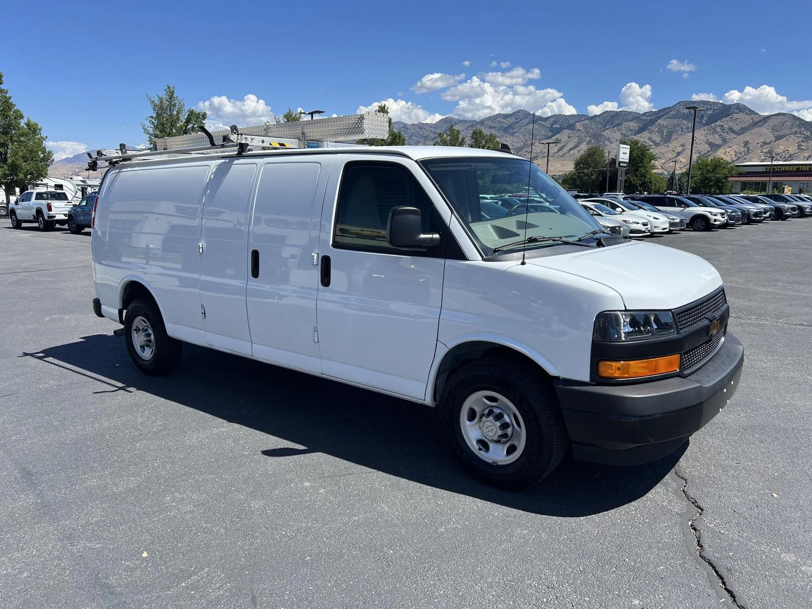 2021 Chevrolet Express Cargo Work Van - Photo 7