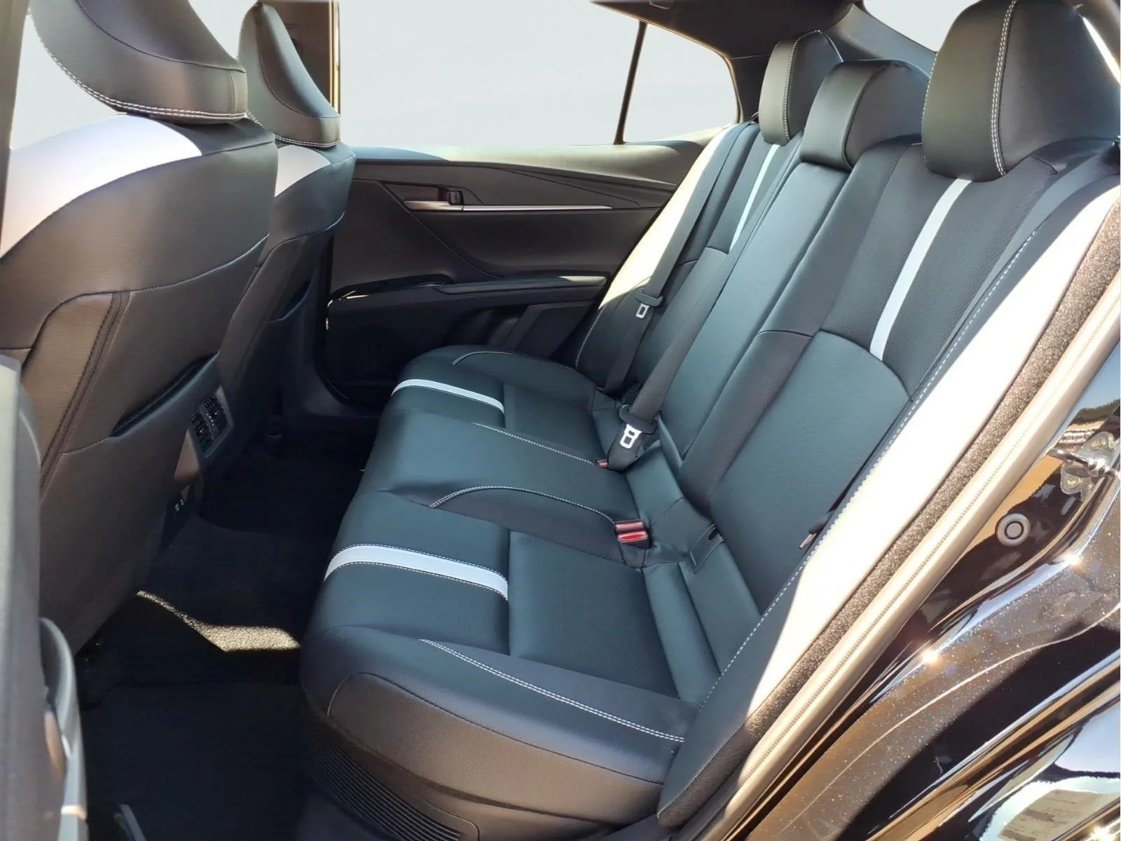 New 2026 Midnight Black Metallic Toyota SE image 9