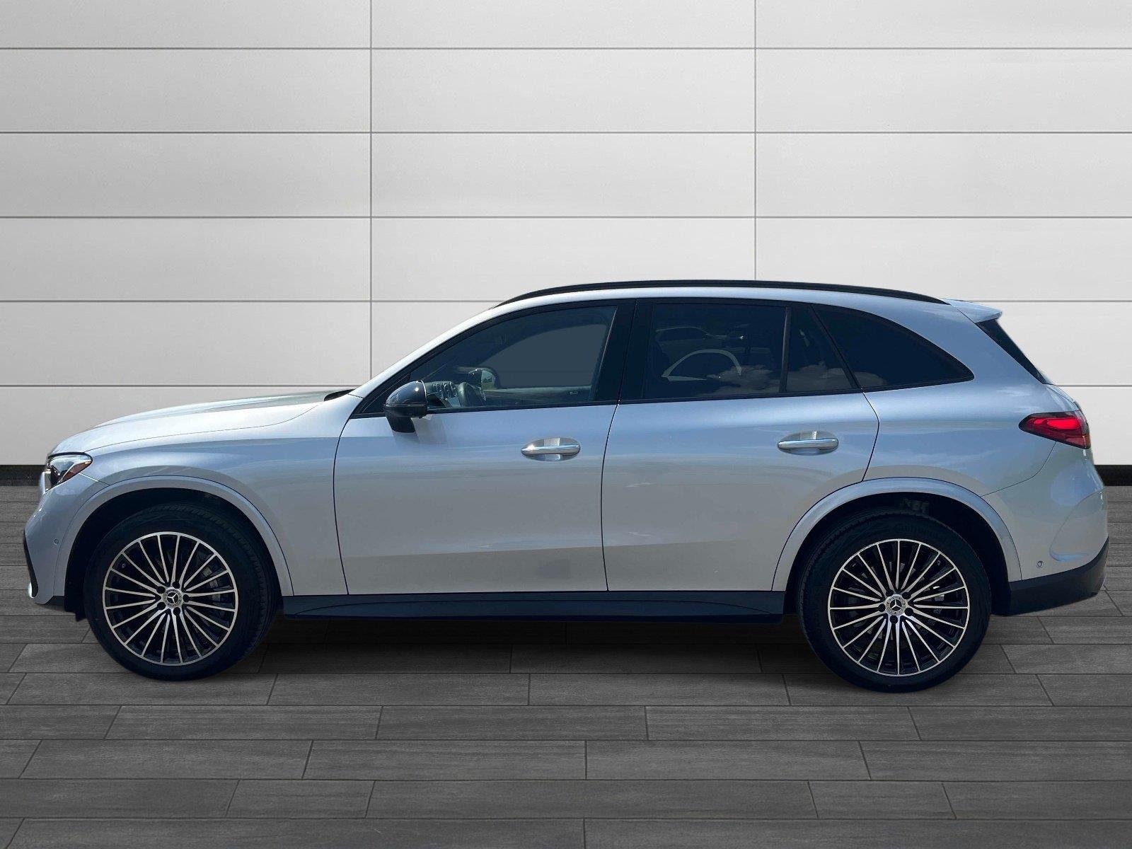 Used 2026 Cirrus Silver Metallic Mercedes-Benz GLC 300 image 6