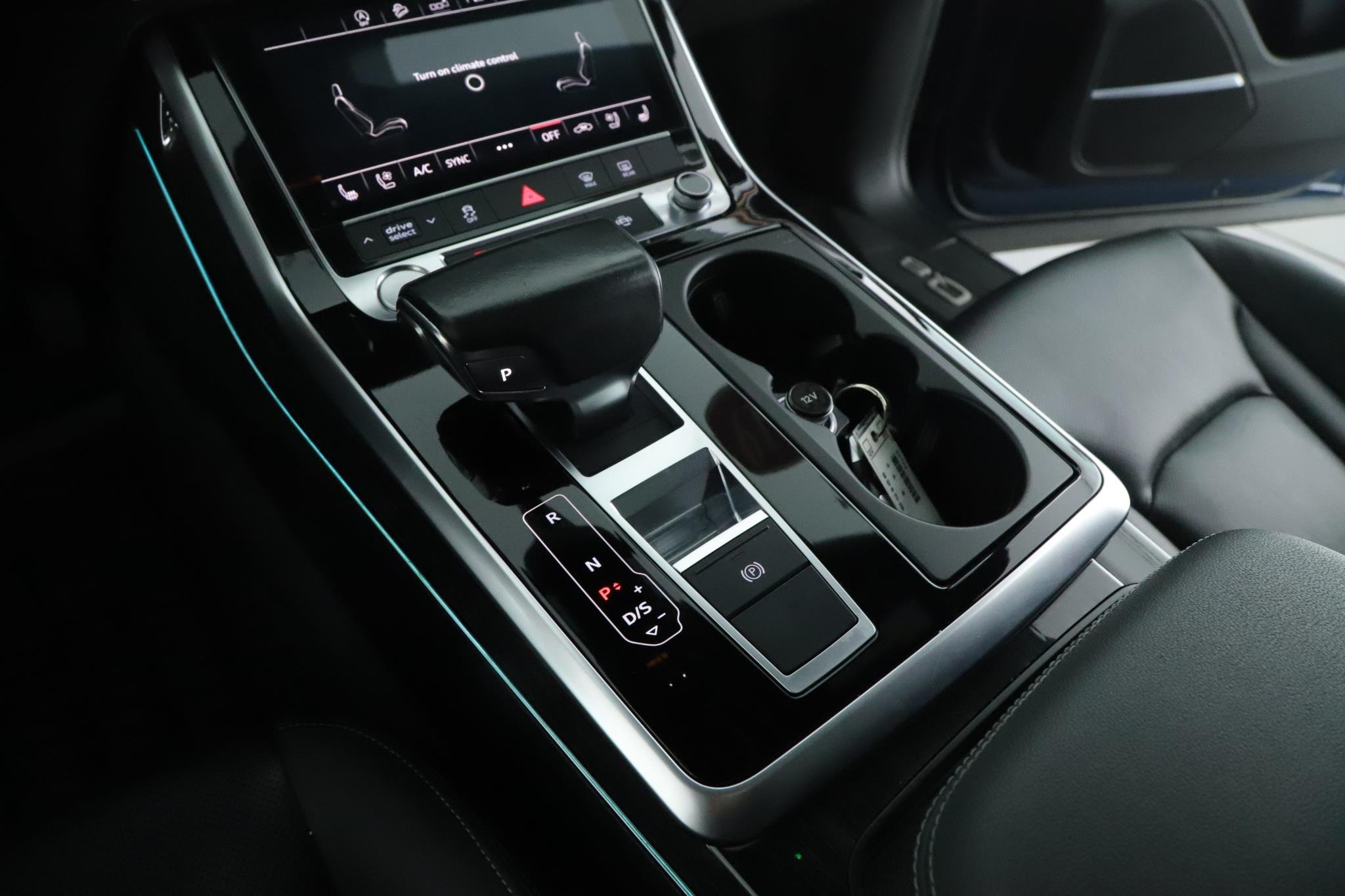 Used 2019 Galaxy Blue Metallic Audi Premium Plus 55 TFSI quattro image 15