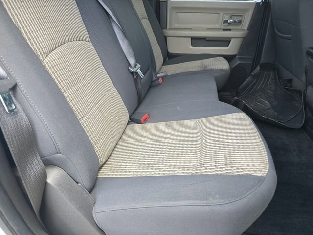 Used 2010 Bright White Clearcoat/Mineral Gray Metallic CC Ram SLT image 37