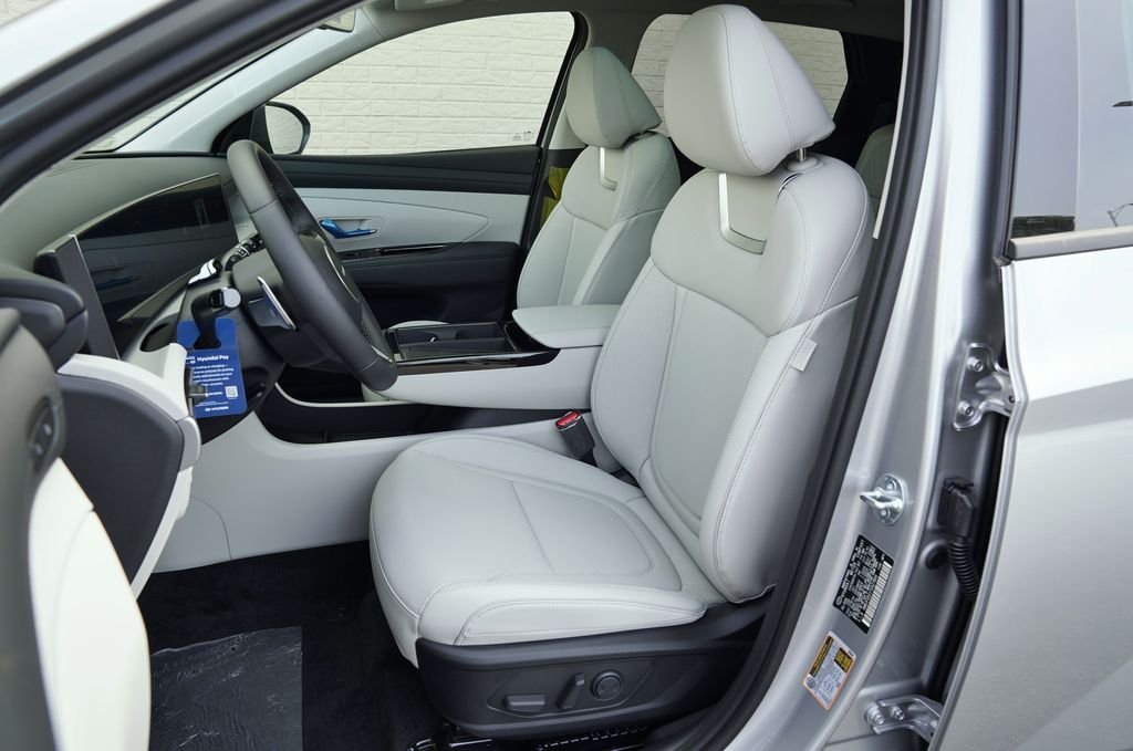 New 2026 Shimmering Silver Hyundai Limited image 16