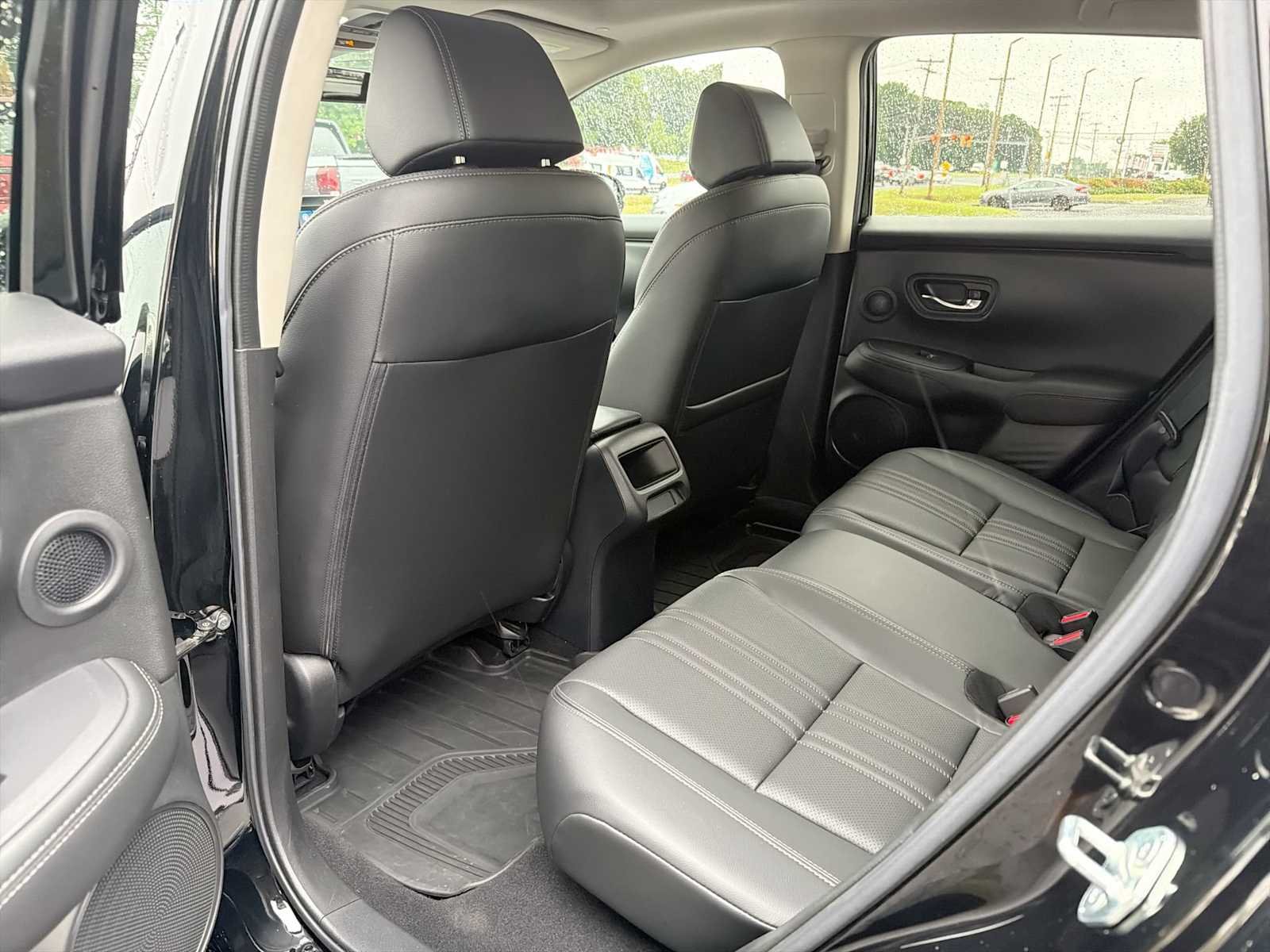 2024 Honda HR-V EX-L - Photo 12