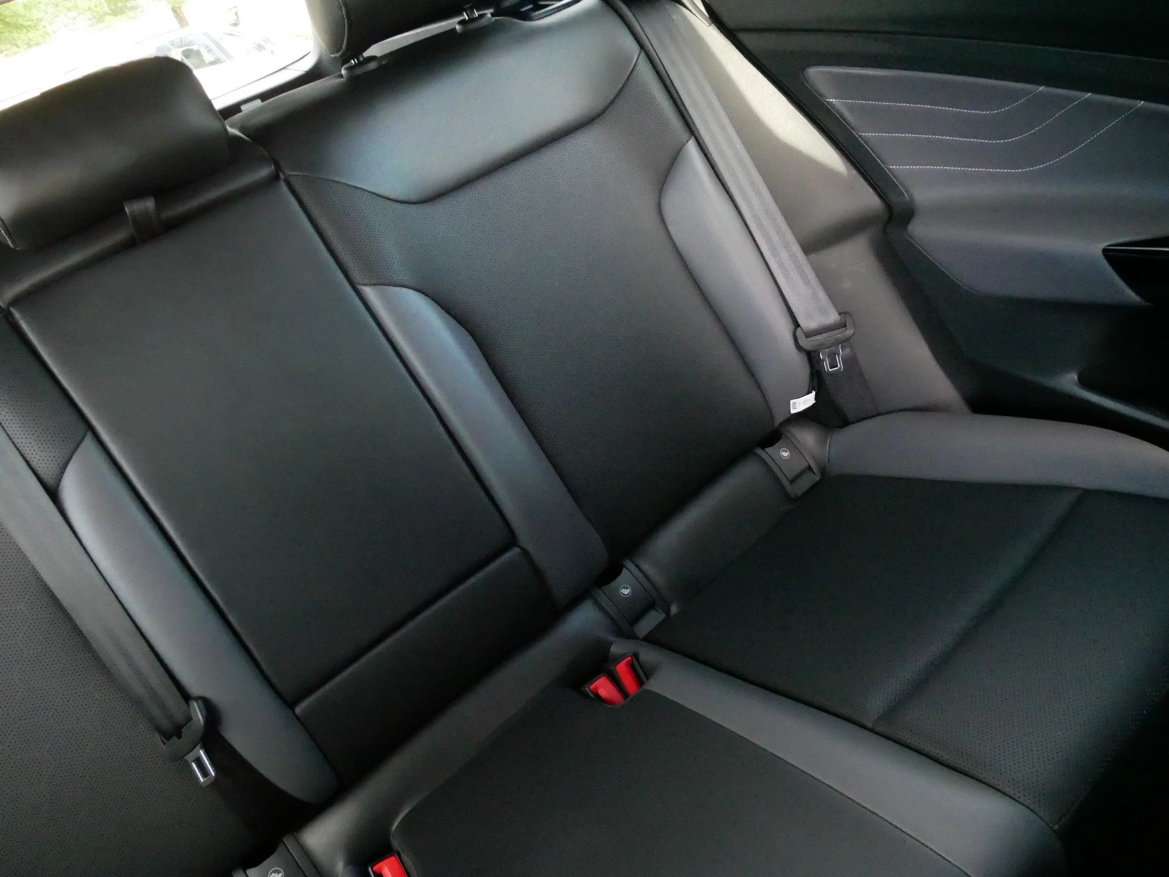 Certified Used 2023 White Volkswagen Pro S Plus image 14