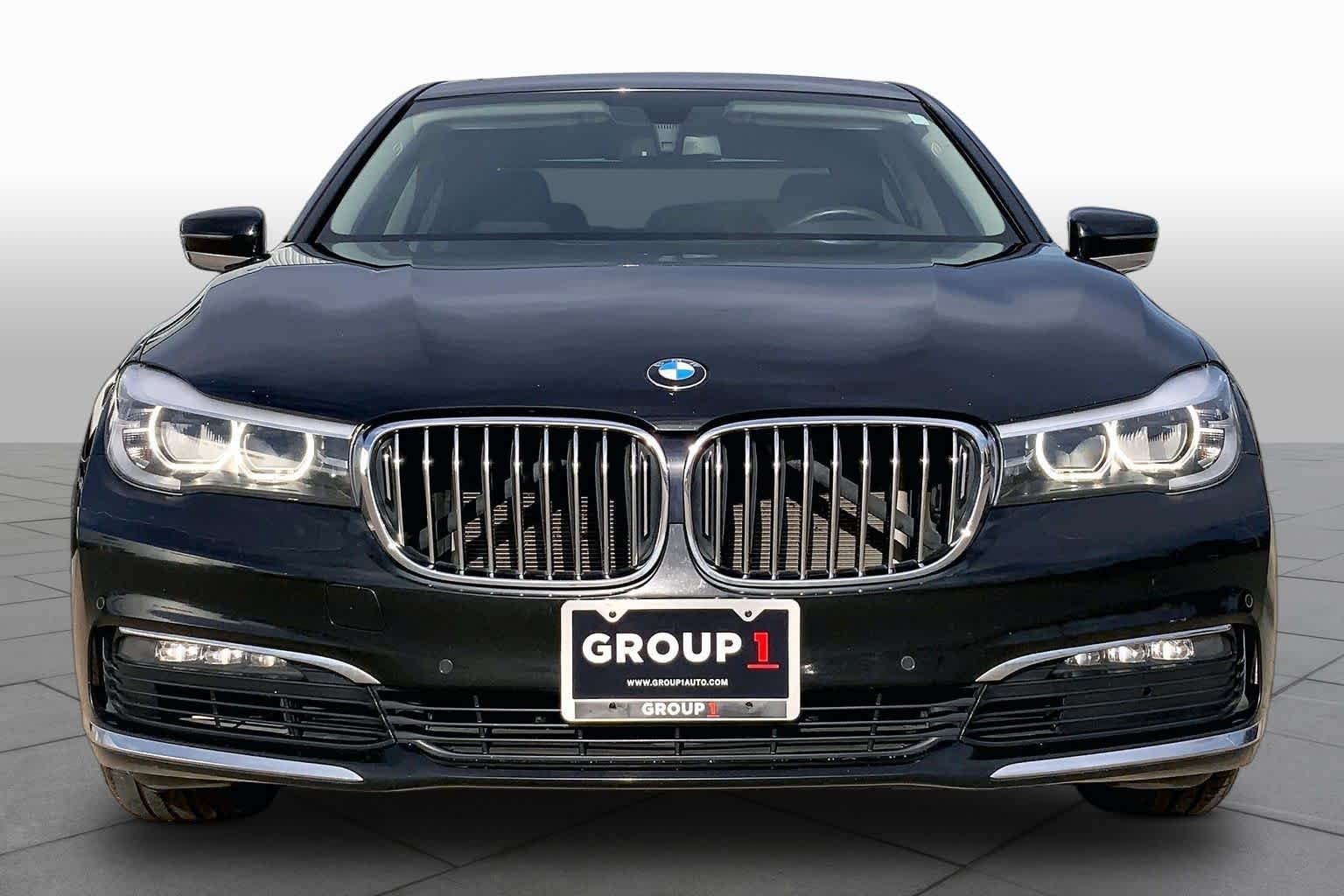 Used 2018 Jet Black BMW 740i image 4