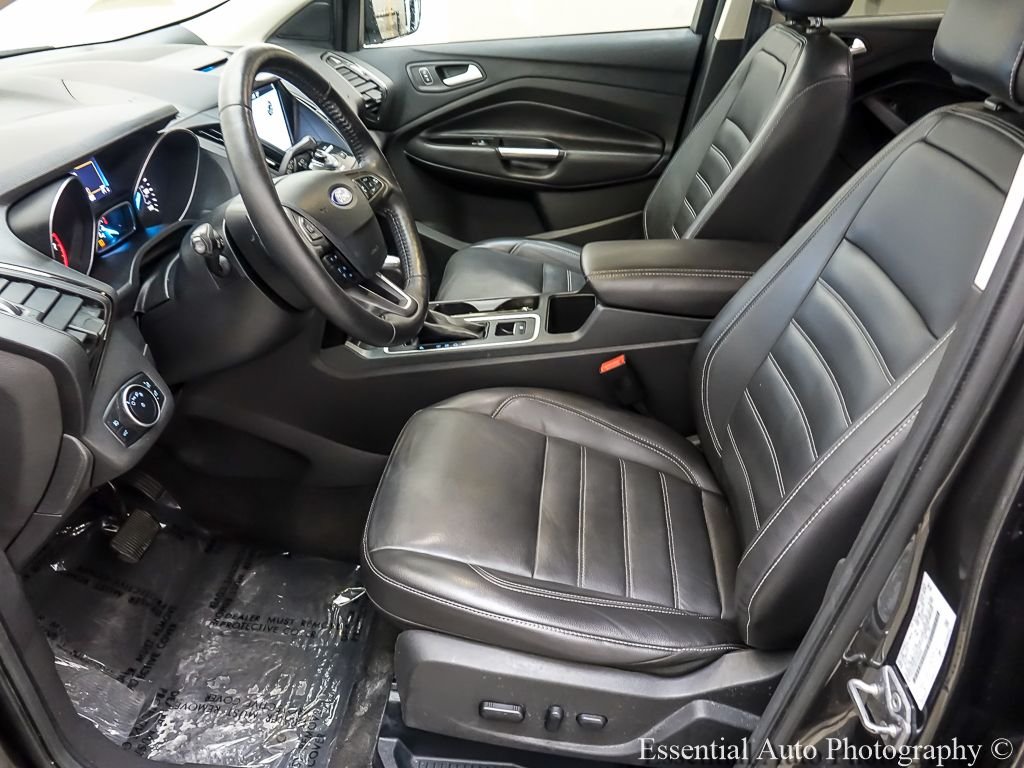 Used 2017 Magnetic Ford Titanium image 11