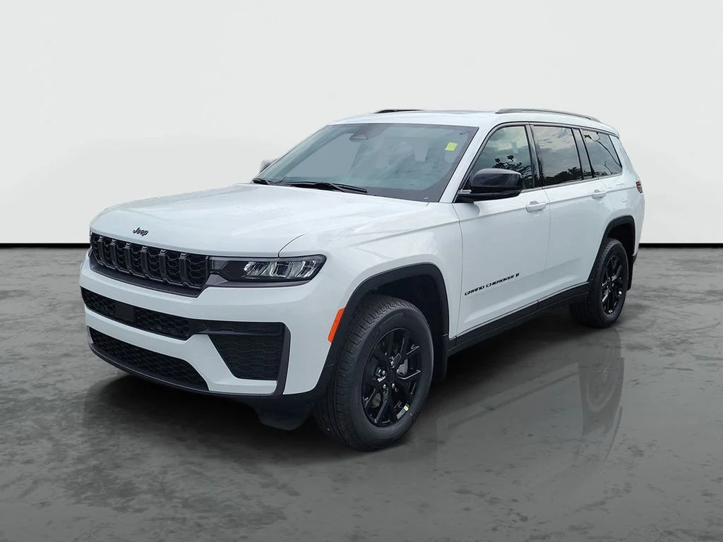 New 2026 Bright White Clearcoat Jeep Altitude image 5
