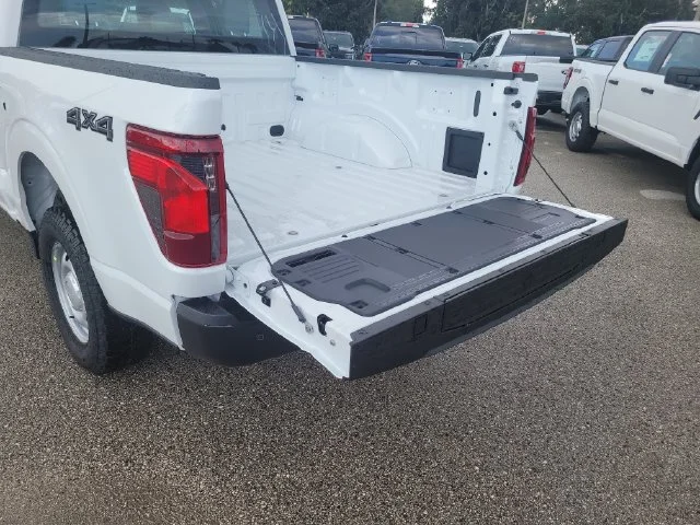 New 2026 Oxford White Ford XL image 9