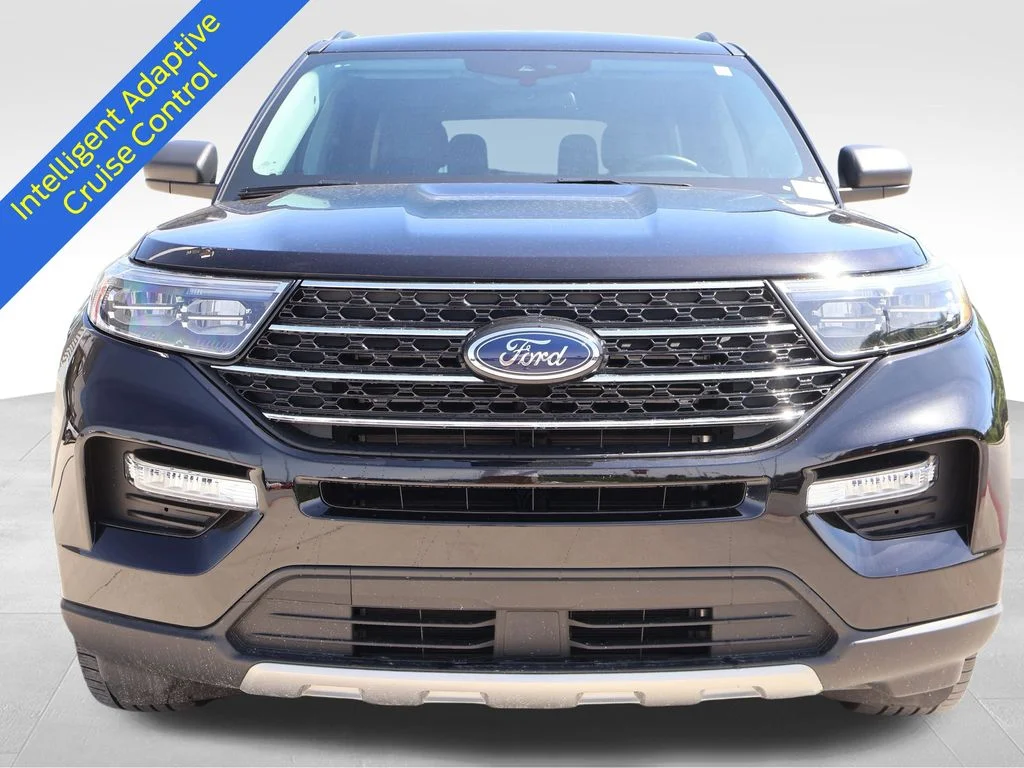 Certified Used 2023 Black Metallic Ford XLT image 8