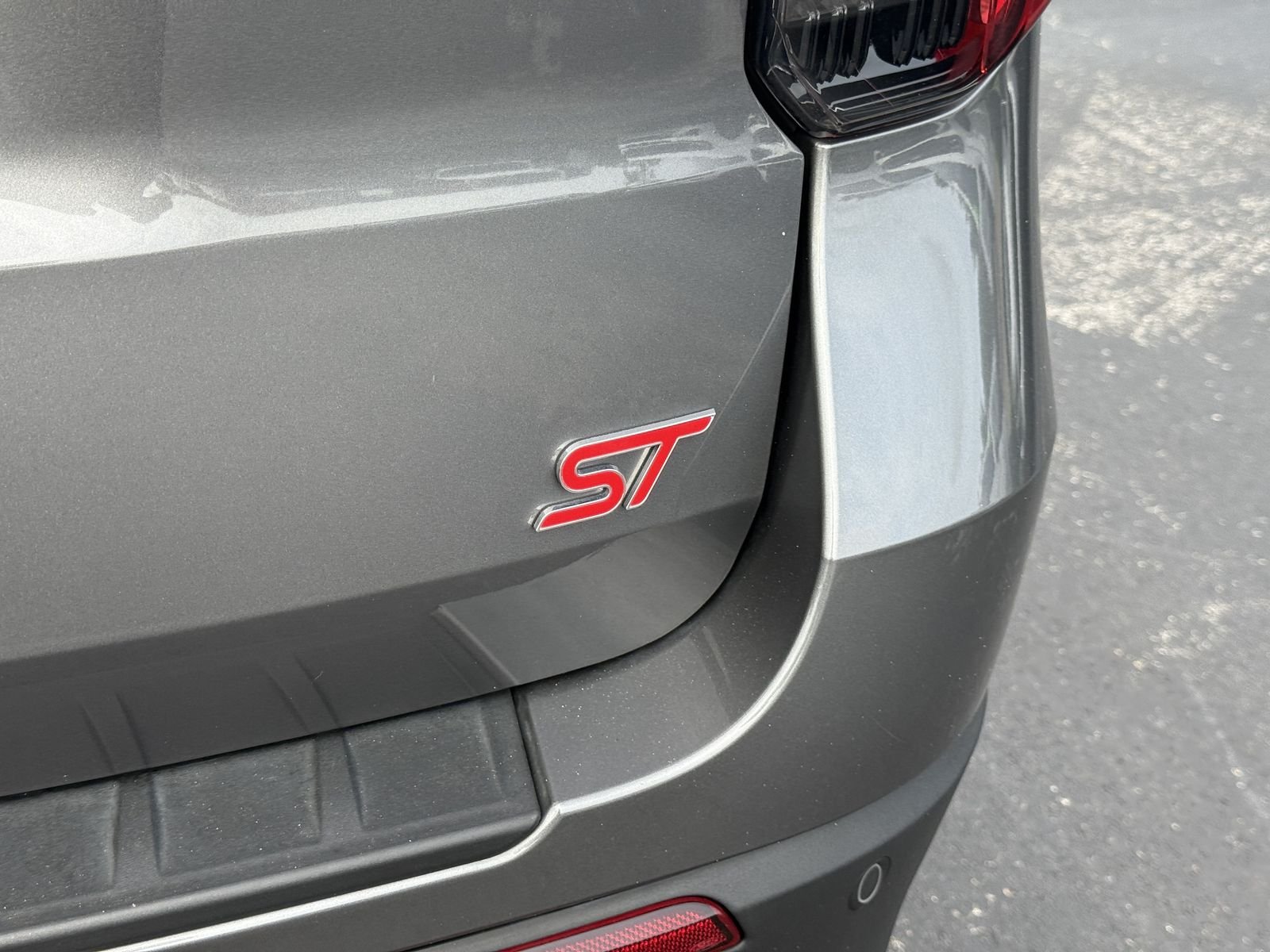 Certified Used 2025 Gray Metallic Ford ST image 14