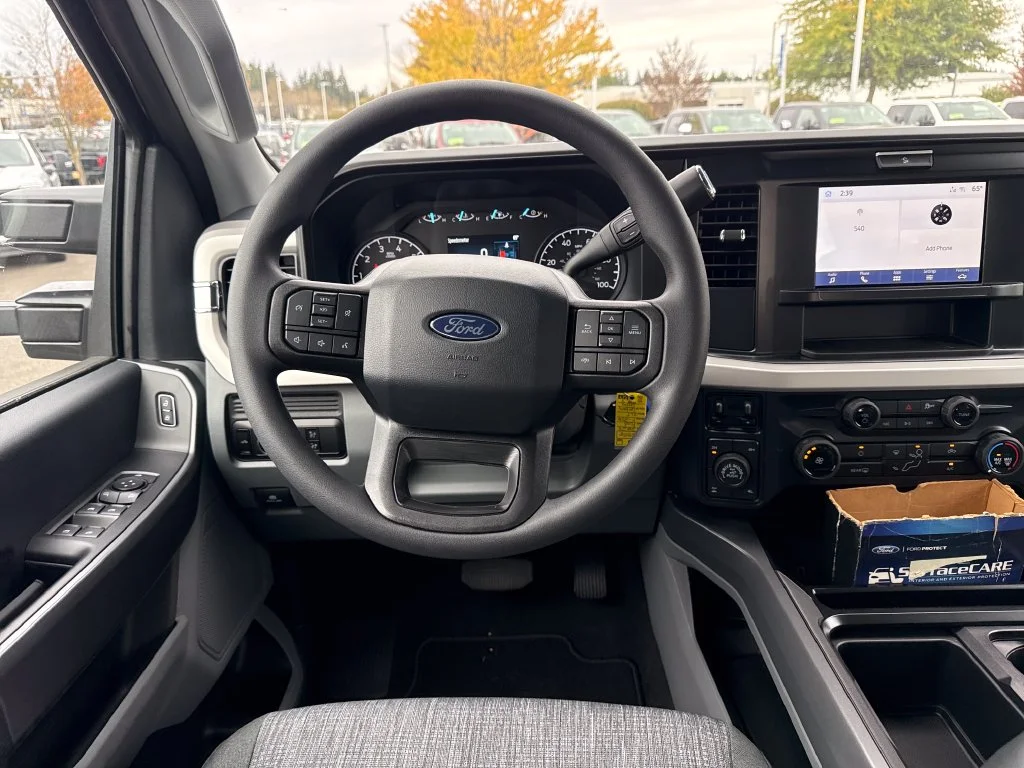 New 2027 Gray Ford XLT image 18