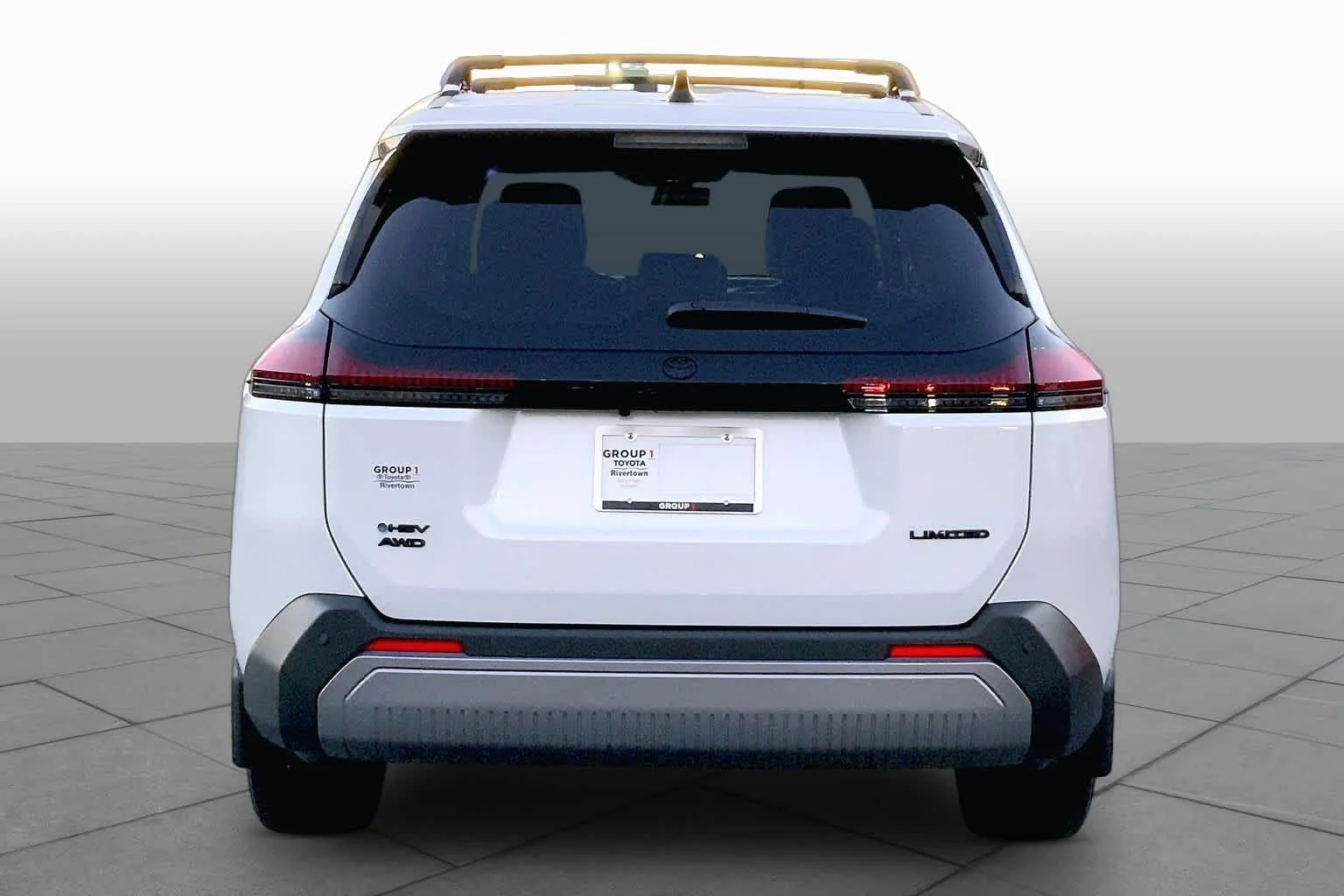 Used 2026 Wind Chill Pearl Toyota Limited image 5