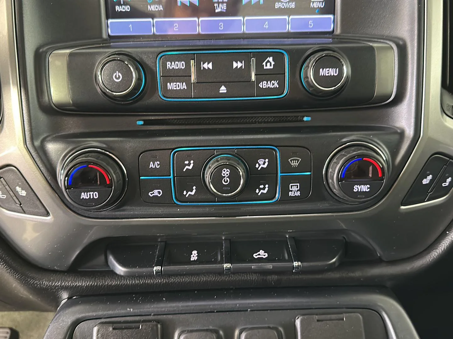 Used 2018 Black Chevrolet LT image 26