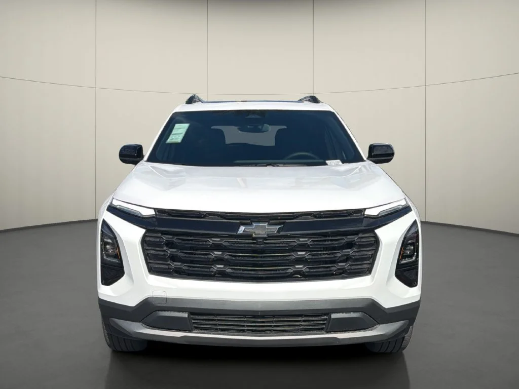 New 2027 Summit White Chevrolet LT image 2