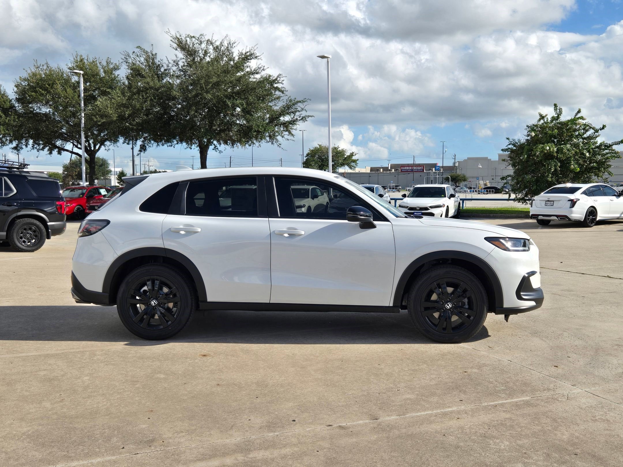 New 2027 Platinum White Pearl Honda Sport image 3