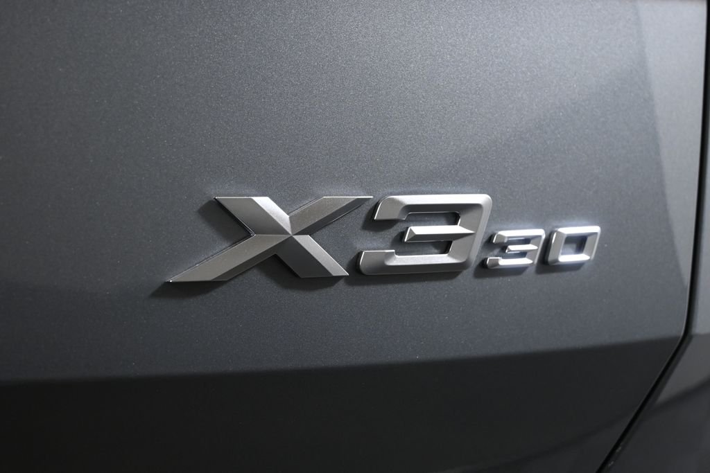 Used 2026 Gray Metallic BMW 30 xDrive image 39