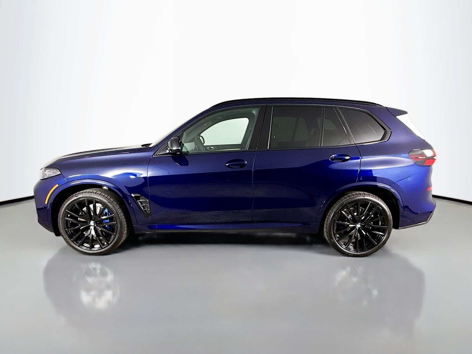 2026 BMW X5 M60i - Photo 4