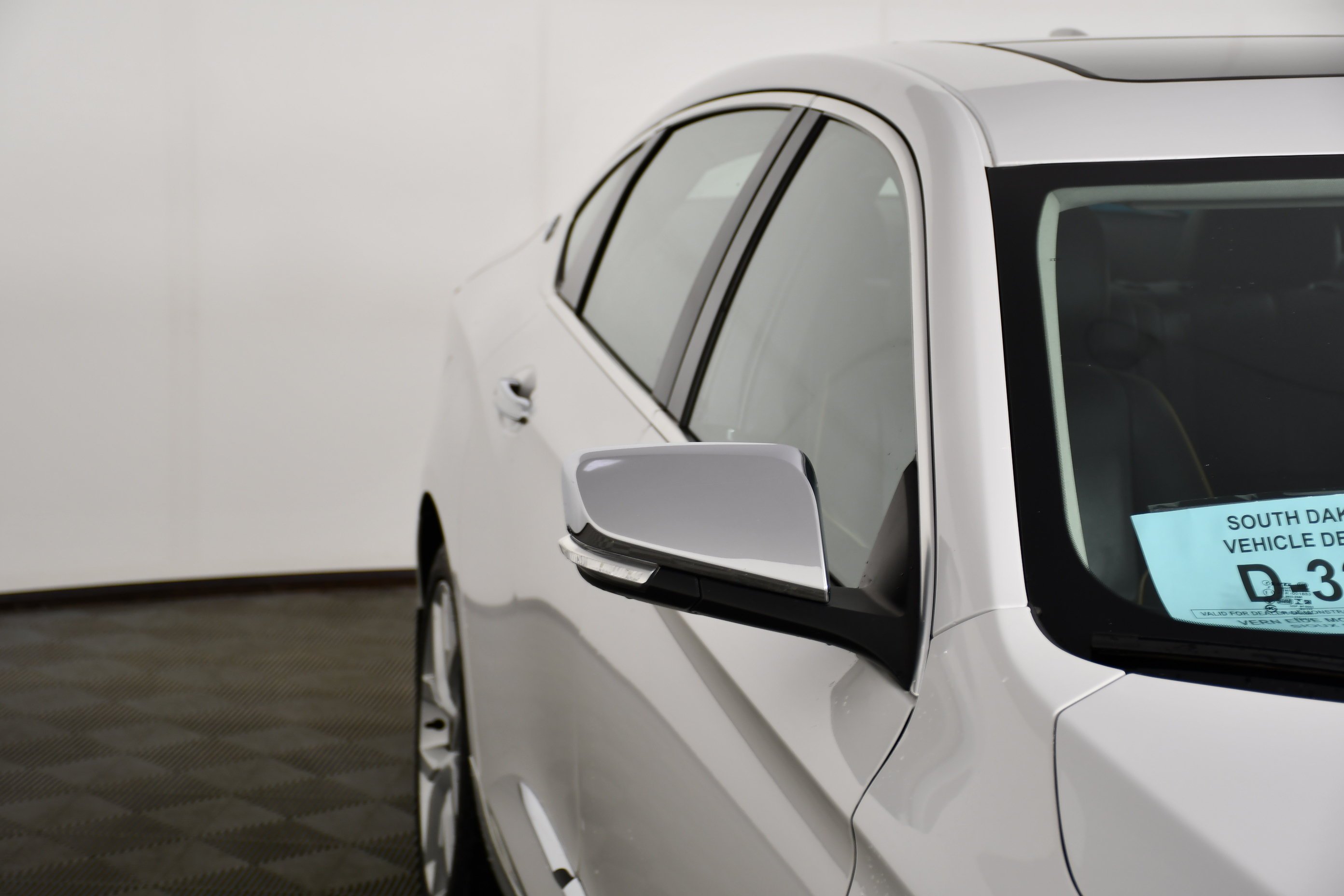 Used 2020 White Chevrolet Premier image 14