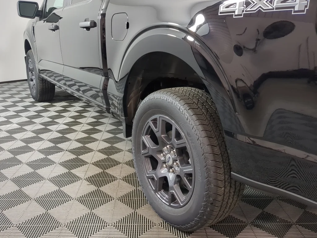 New 2026 AGATE BLACK METALLIC Ford STX image 5