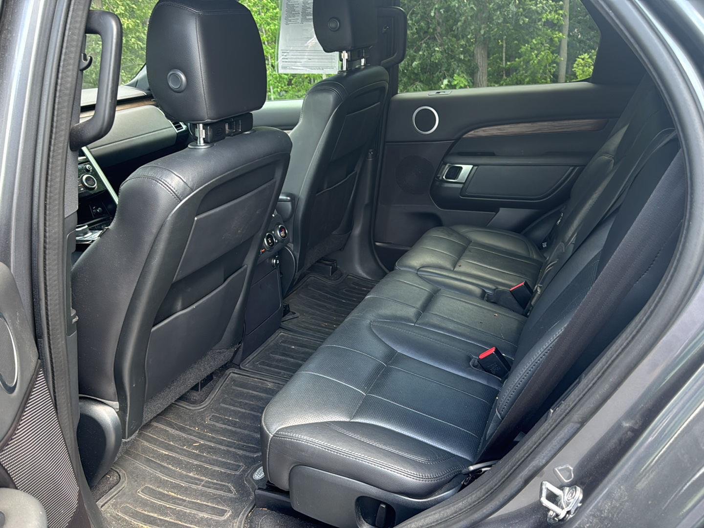 Used 2019 Corris Gray Metallic Land Rover HSE image 9