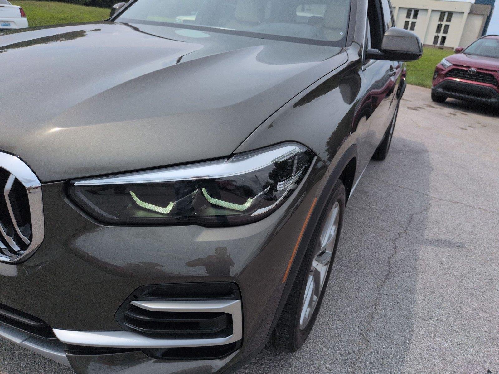 Used 2022 Manhattan Green Metallic BMW xDrive40i image 9