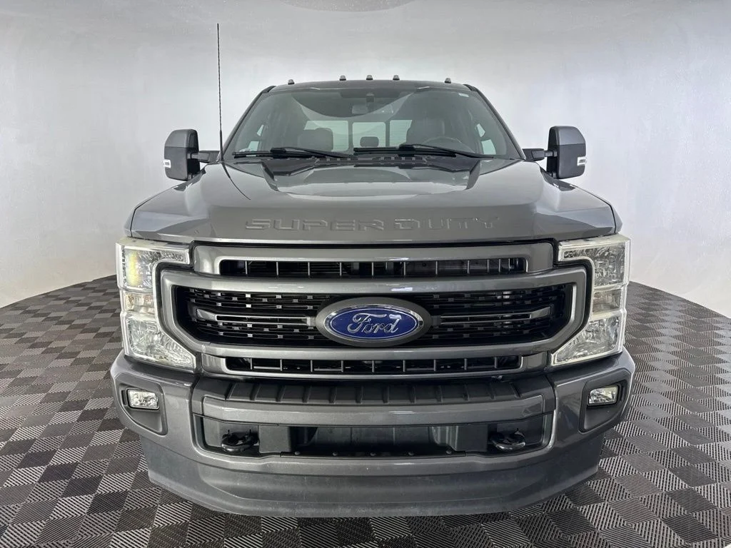 Used 2022 Gray Ford Lariat image 2