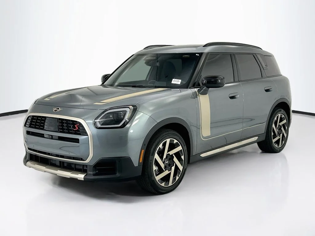 New 2027 Smokey Green Metallic MINI Iconic image 1