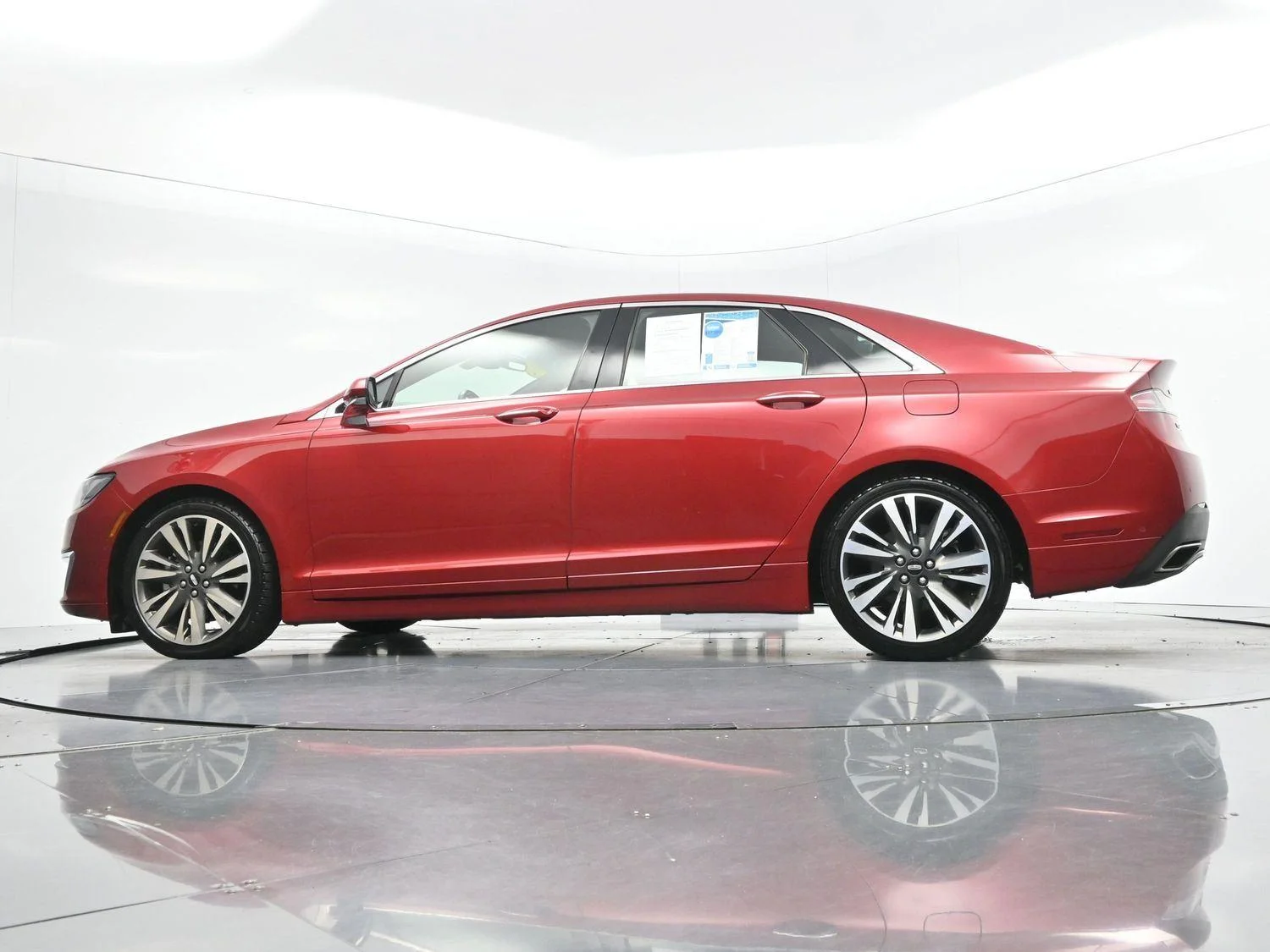 Used 2020 Red Carpet Metallic Tinted Clearcoat Lincoln Reserve image 50