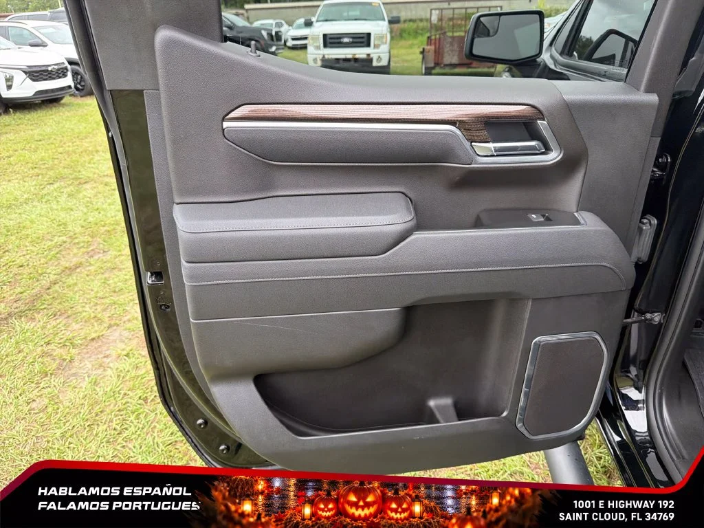 Used 2026 Black Chevrolet RST image 23
