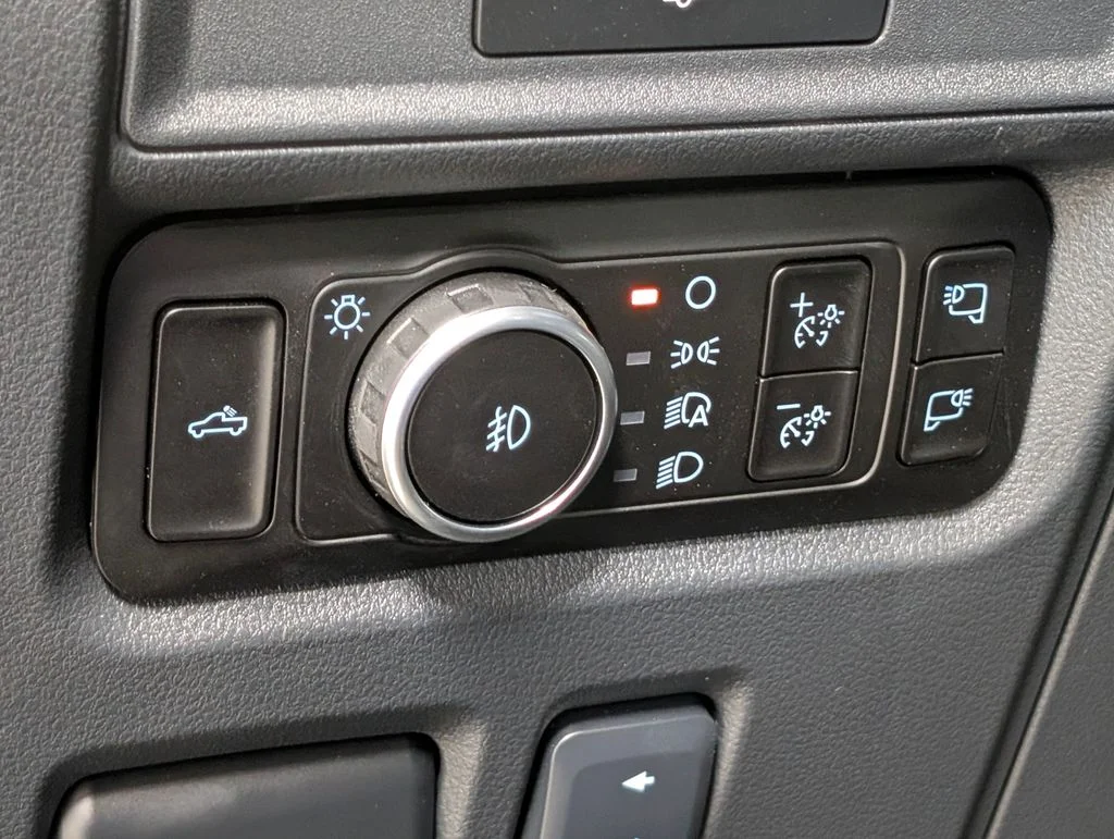 New 2026 Carbonized Gray Metallic Ford Lariat® image 15
