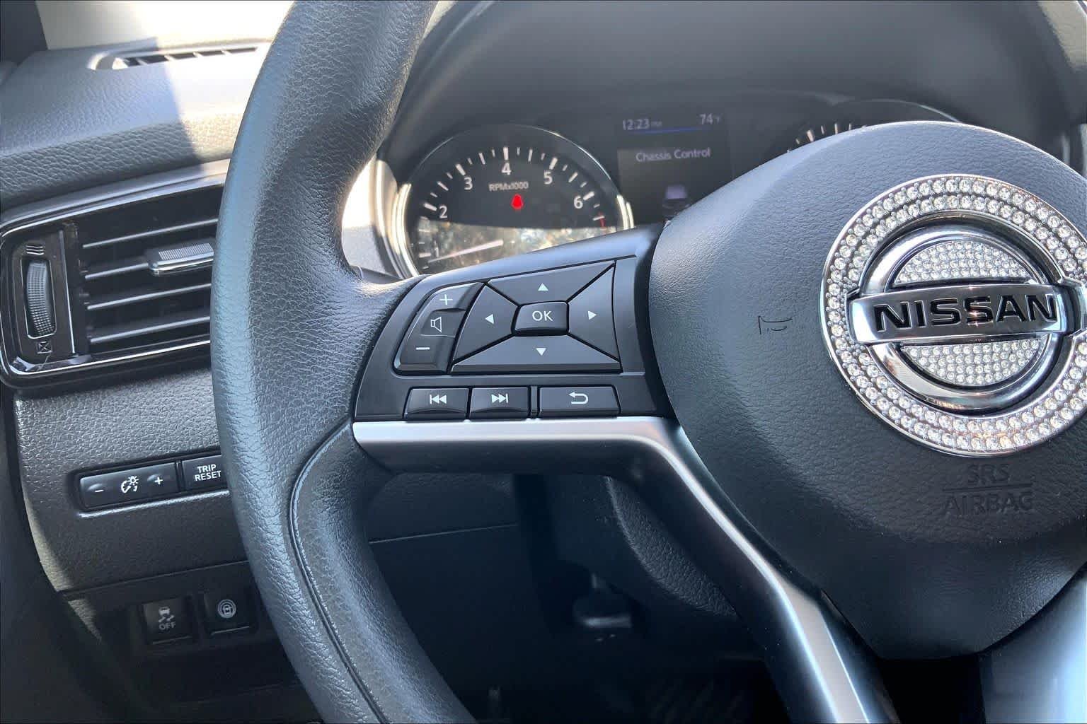Used 2021 Gun Metallic Nissan S image 19