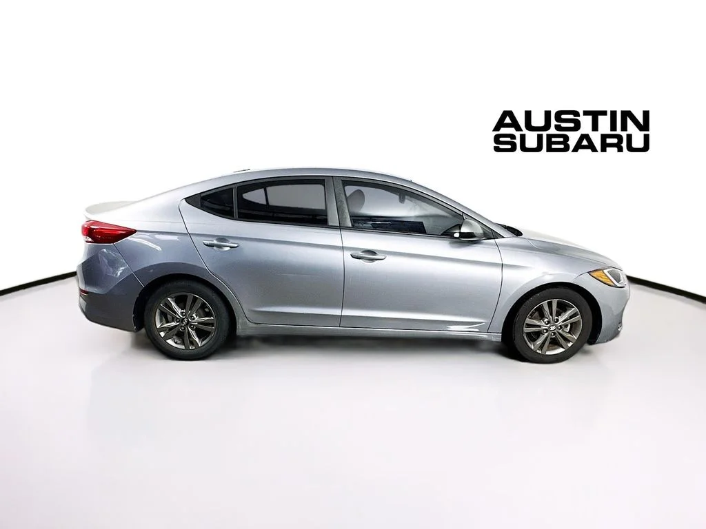 Used 2017 Gray Hyundai SE image 8