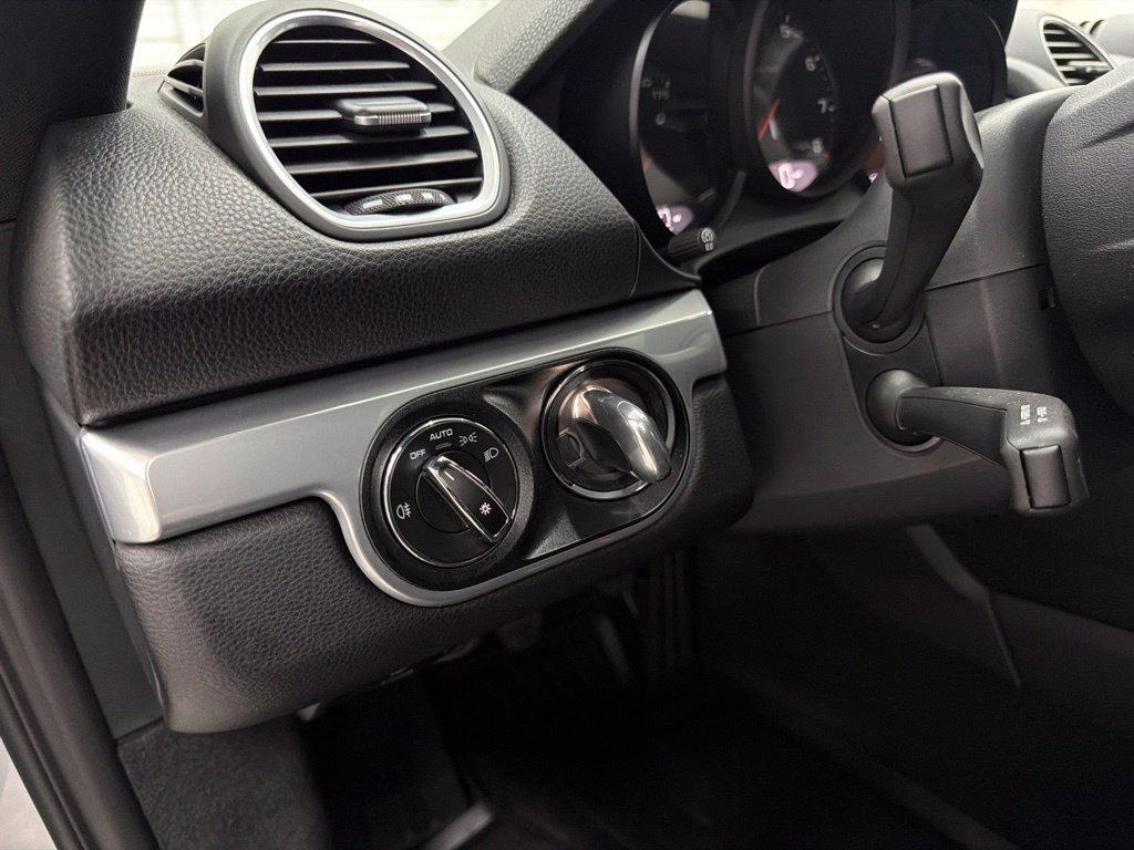 Used 2025 Gray Porsche Base image 25