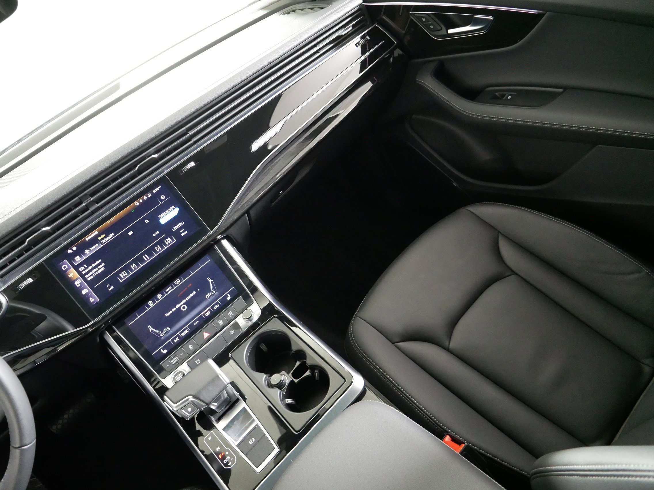 2025 Audi Q7 Premium Plus - Photo 11