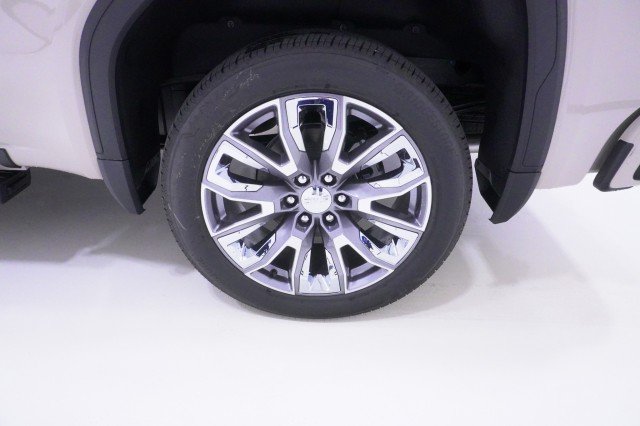 2026 GMC Sierra 1500 Denali - Photo 13